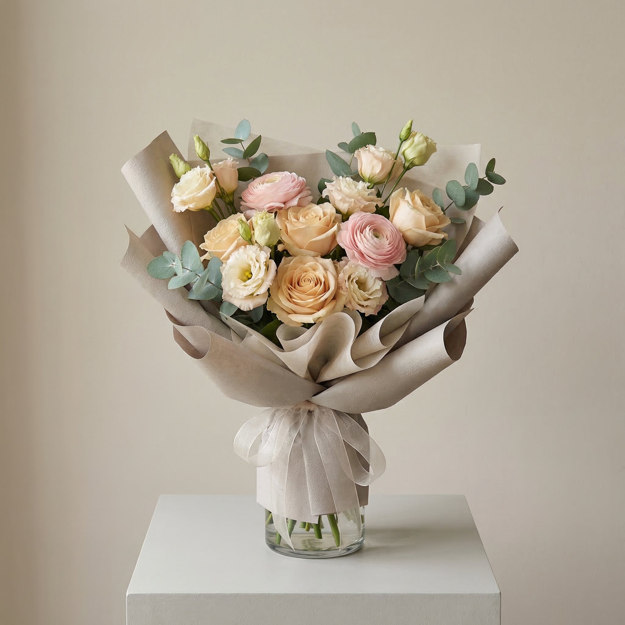 Anniversary bouquet product creative