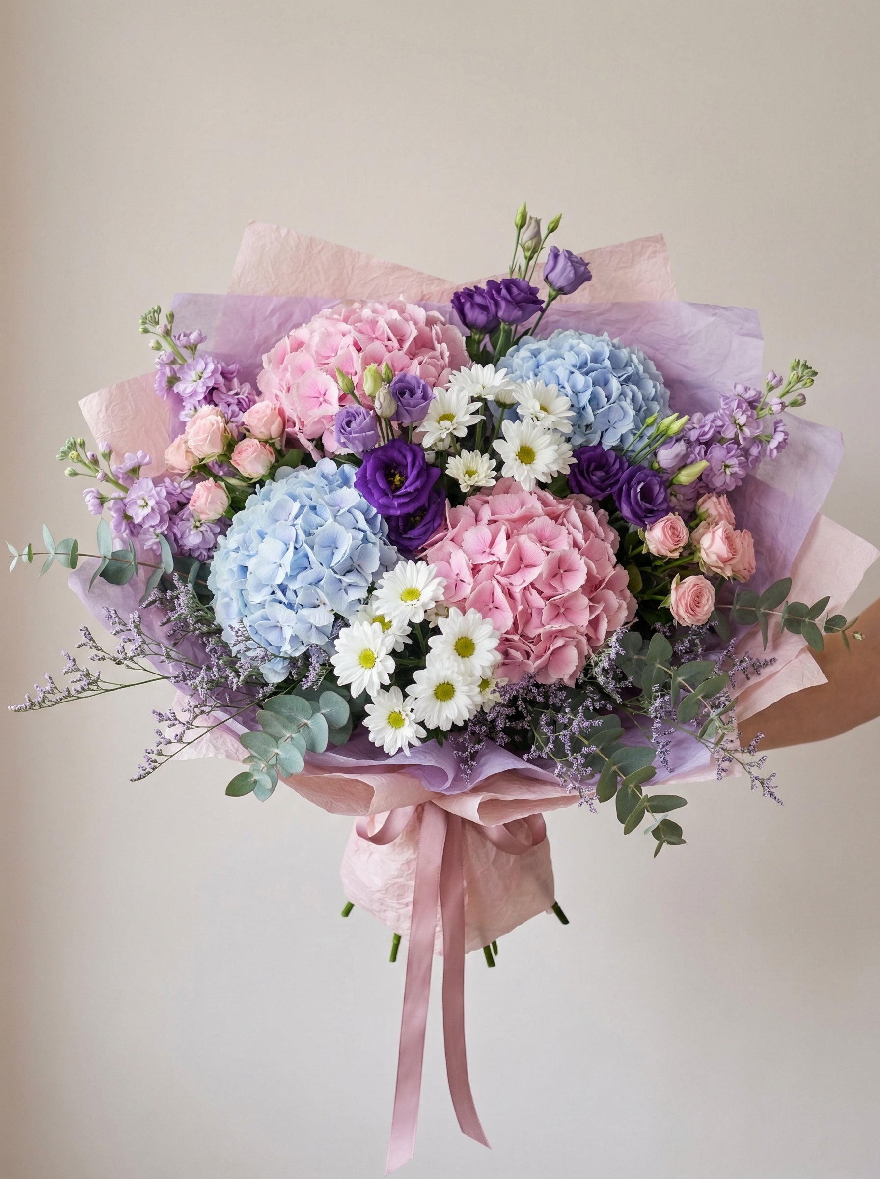 Grand Hydrangea Cloud