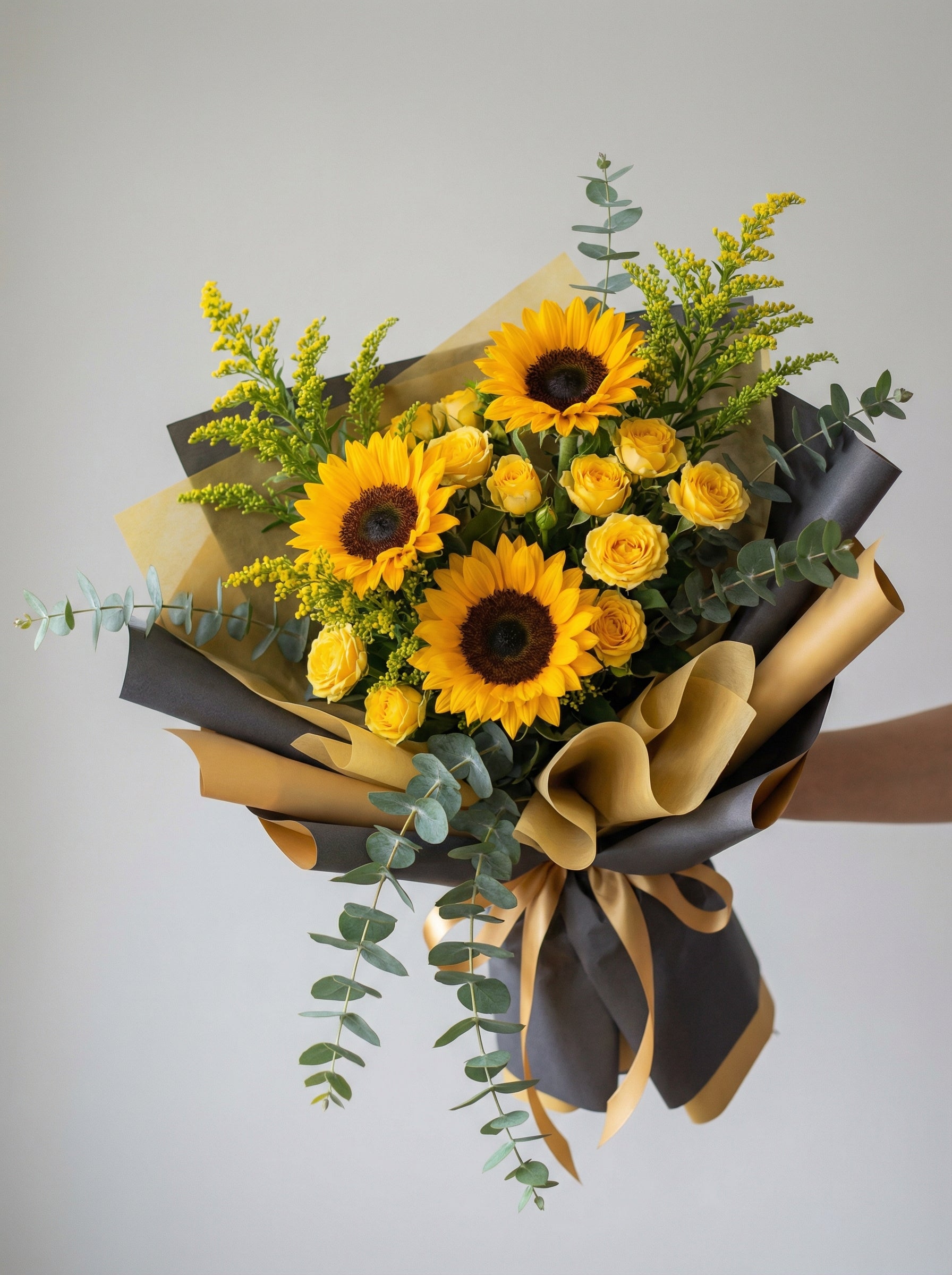 Classic Bold Sunflower Graduation Bouquet