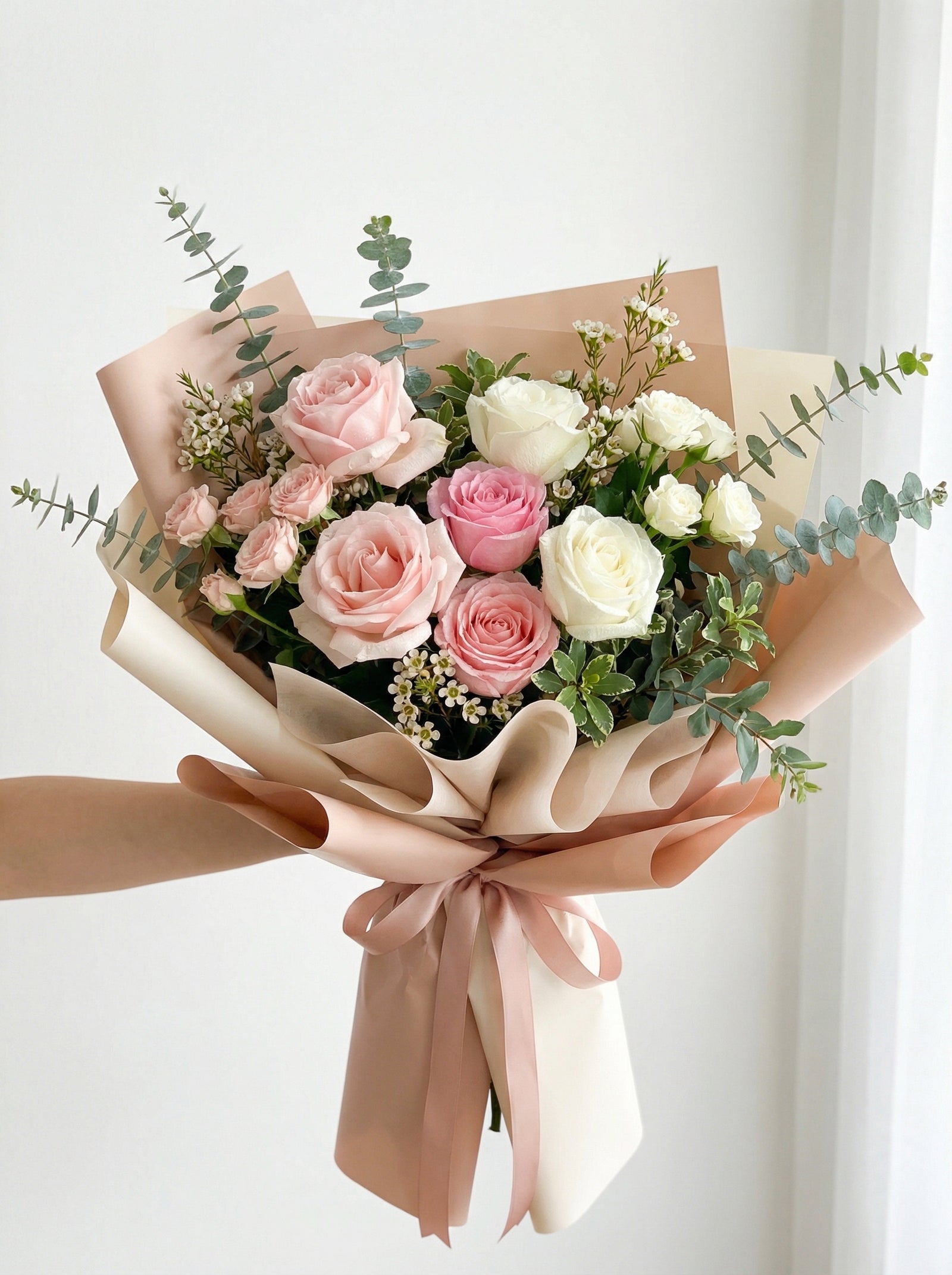 Grand Romantic Rose Bouquet